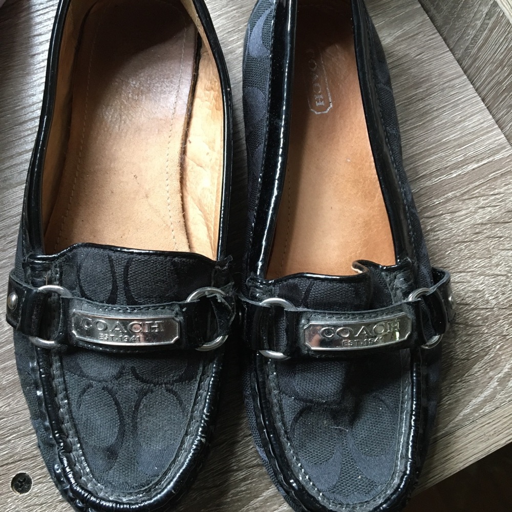 Coach flats